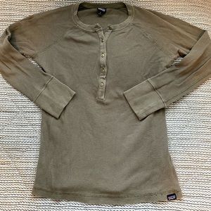 Patagonia long sleeve small